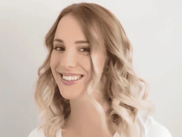 Premium wig brand partner showcasing DTC hair products